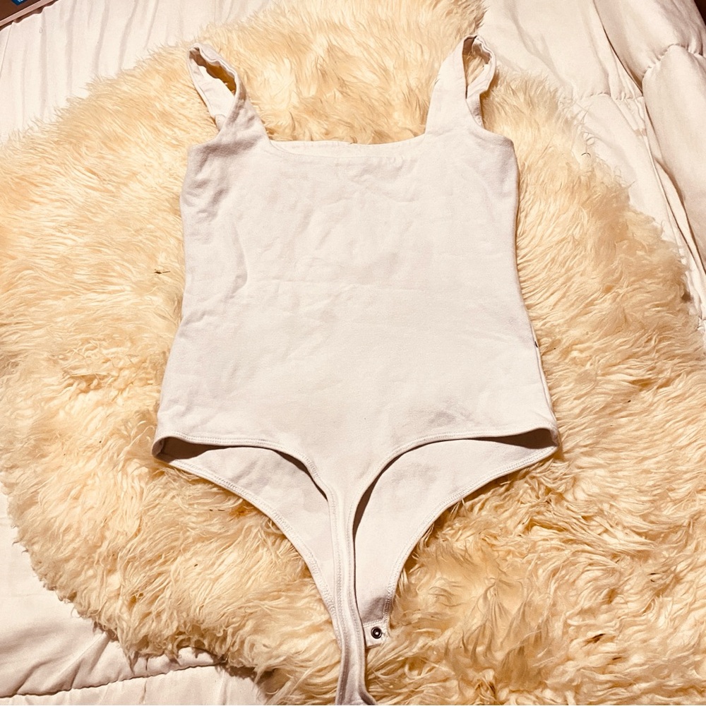 Abercrombie & Fitch white Soft Collection square neck bodysuit double layer M - Picture 4 of 4